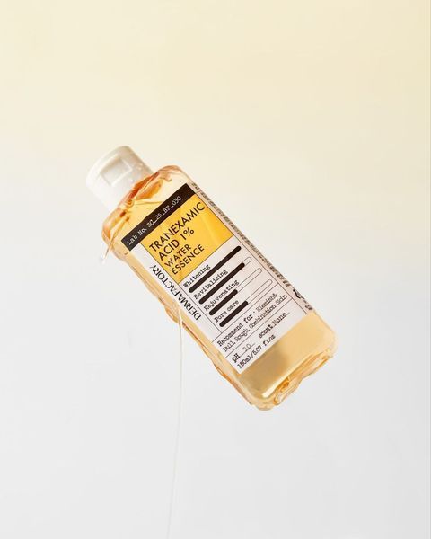 Освітлюючий та балансуючий тонер 150 мл, Derma Factory Tranexamic Acid 1% Water Essence 149 фото