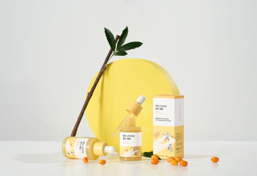 ROUND LAB Vita Niacinamide Dark Spot Serum, 30 ml Освітлювальна сироватка з вітаміном C та ніацинамідом 108 фото
