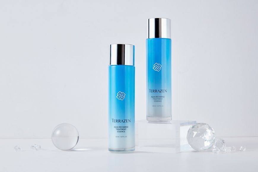 Есенція для обличчя з гіалуроновою кислотою - TERRAZEN Aqua Recharge Treatment Essence, 150 мл 263 фото